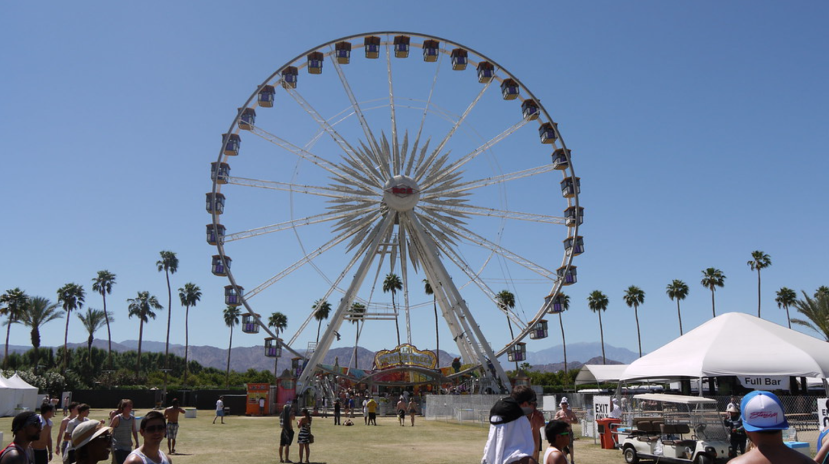 Coachella by mild_swearwords is licensed under CC BY-SA 2.0.